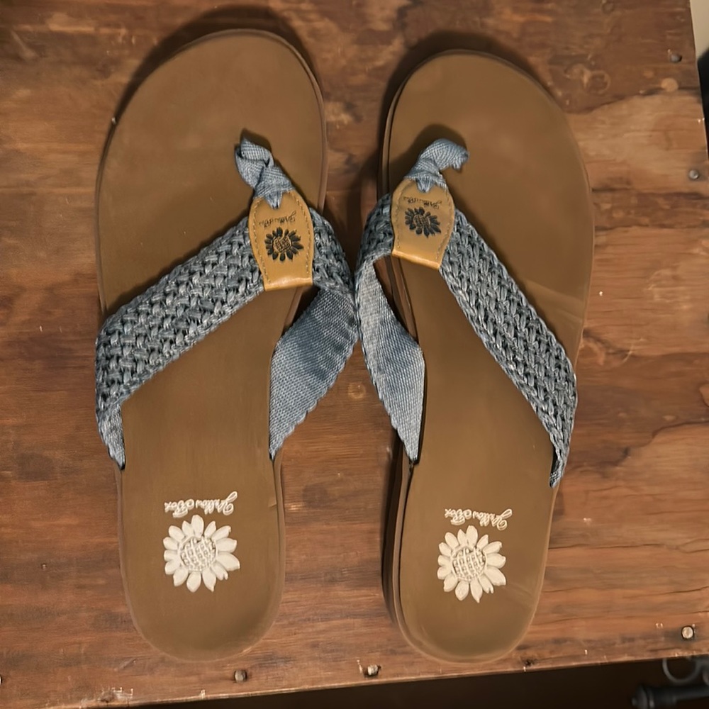 Sandals 🩴